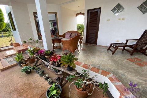 Casa de 6 dormitorios en San Sai, Tailandia № 57942 - foto 20