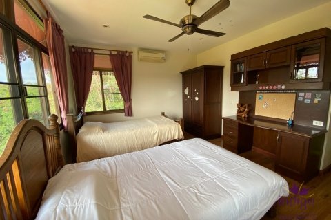 Casa de 6 dormitorios en San Sai, Tailandia № 57942 - foto 25