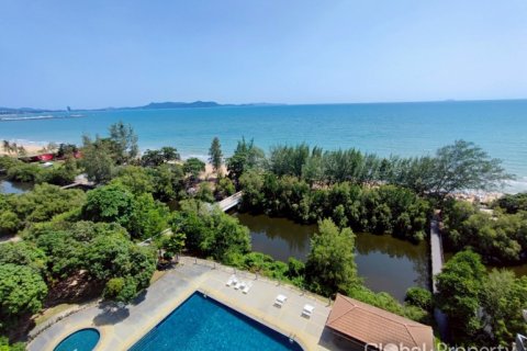 Condominio de 2 dormitorios en Jomtien Beach, Pattaya, Tailandia № 134419 - foto 7