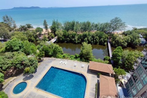 Condominio de 2 dormitorios en Jomtien Beach, Pattaya, Tailandia № 134419 - foto 6
