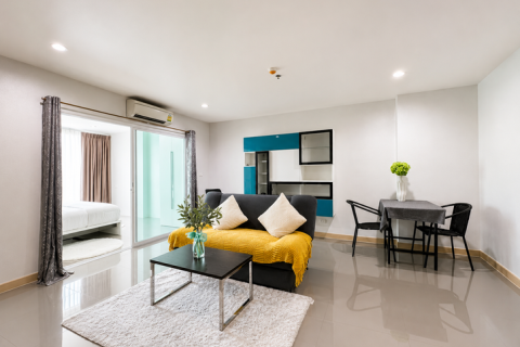 Apartamento de 2 habitaciones en Pattaya, Tailandia № 214156