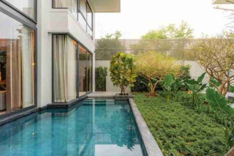 Casa de 3 dormitorios en Bangkok, Tailandia № 183922 - foto 10