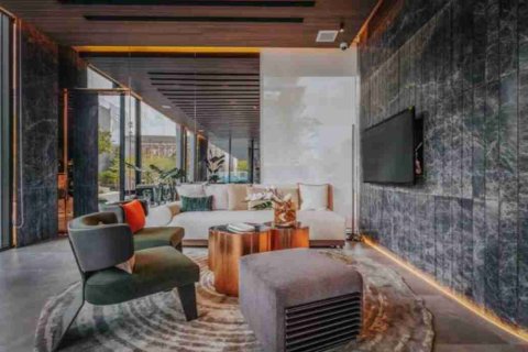 Casa de 3 dormitorios en Bangkok, Tailandia № 183922 - foto 11
