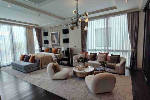 Casa de 5 dormitorios en Bangkok, Tailandia № 183926 - foto 8