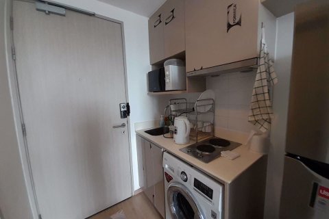 Estudio en el condominio en Bang Rak, Bangkok, Tailandia № 51032 - foto 4