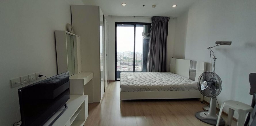 Estudio en el condominio en Bang Rak, Bangkok, Tailandia № 51032
