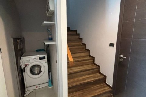 Dúplex de 2 dormitorios en Bangkok, Tailandia № 134725 - foto 6