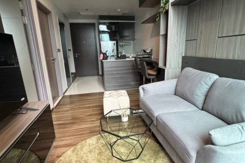 Dúplex de 2 dormitorios en Bangkok, Tailandia № 134725 - foto 3