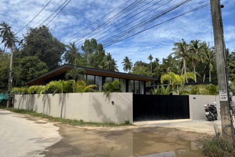 Chalet de 3 dormitorios en Surat Thani, Tailandia № 134724 - foto 4