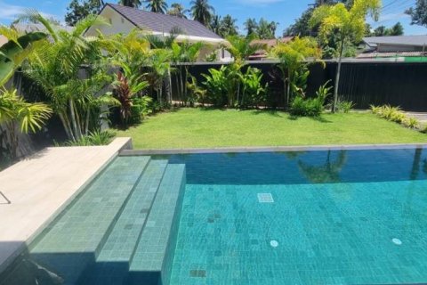 Chalet de 3 dormitorios en Surat Thani, Tailandia № 134724 - foto 3