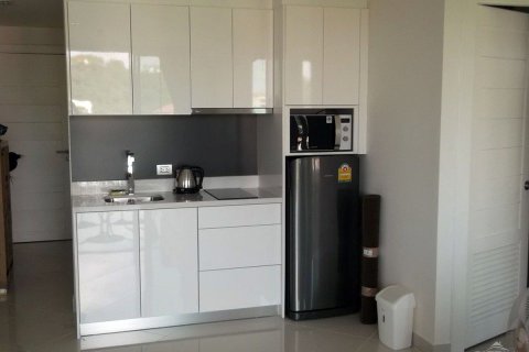 Condominio de 1 dormitorio en Pattaya, Tailandia № 204015 - foto 4