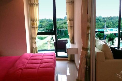 Condominio de 1 dormitorio en Jomtien Beach, Pattaya, Tailandia № 204016 - foto 2