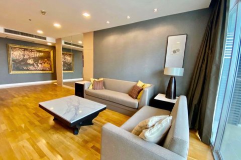 Condominio de 2 dormitorios en Sathon, Bangkok, Tailandia № 71873 - foto 8