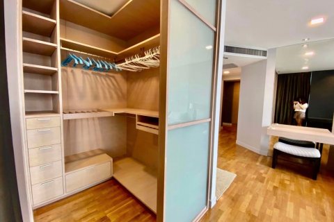 Condominio de 2 dormitorios en Sathon, Bangkok, Tailandia № 71873 - foto 18