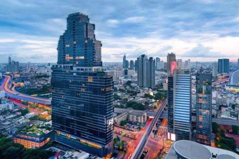 Condominio de 2 dormitorios en Thonburi, Bangkok, Tailandia № 183510 - foto 3