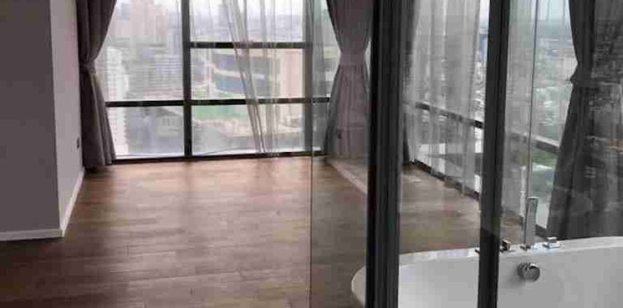 Condominio de 2 dormitorios en Thonburi, Bangkok, Tailandia № 183510