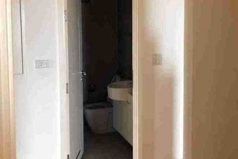 Condominio de 2 dormitorios en Thonburi, Bangkok, Tailandia № 183514 - foto 8