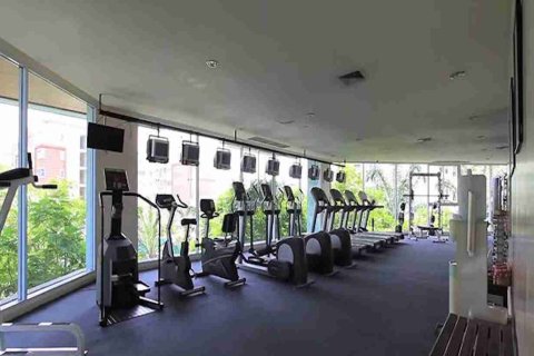 Condominio de 2 dormitorios en Thonburi, Bangkok, Tailandia № 183513 - foto 12