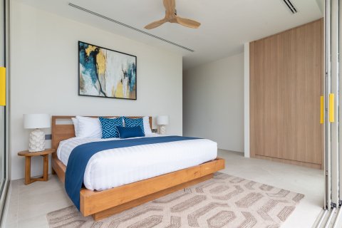 Chalet de 4 dormitorios en Ko Samui, Tailandia № 140292 - foto 9