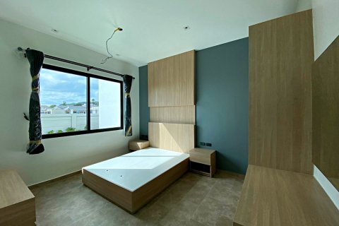 Chalet de 3 dormitorios en Hua Hin, Tailandia № 168391 - foto 16