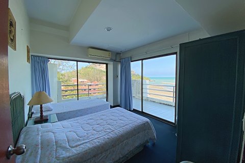 Condominio de 2 dormitorios en Hua Hin, Tailandia № 168390 - foto 12
