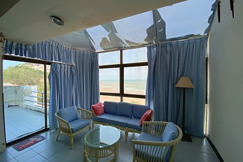 Condominio de 2 dormitorios en Hua Hin, Tailandia № 168390 - foto 5