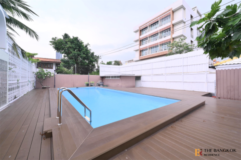 Haus in Bangkok, Thailand 4 Schlafzimmer № 190250 - Foto 10