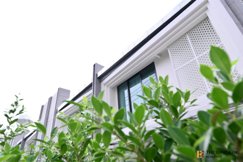 Haus in Bangkok, Thailand 4 Schlafzimmer № 190250