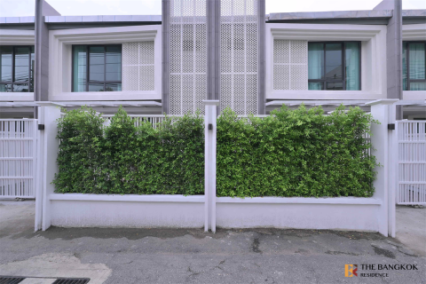 Haus in Bangkok, Thailand 4 Schlafzimmer № 190250 - Foto 5