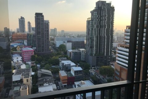 Studio dans le Condo à Watthana, Bangkok, Thaïlande № 167368 - photo 16