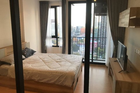 Studio dans le Condo à Watthana, Bangkok, Thaïlande № 167368 - photo 4