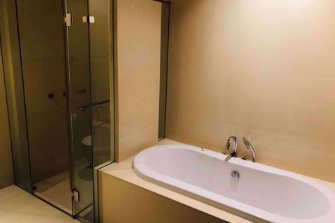 Condominio de 2 dormitorios en Watthana, Bangkok, Tailandia № 55116 - foto 21