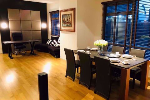 Condominio de 2 dormitorios en Watthana, Bangkok, Tailandia № 55116 - foto 6