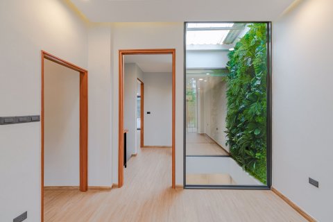 Casa de 3 dormitorios en Watthana, Bangkok, Tailandia № 55120 - foto 17