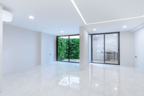 Casa de 3 dormitorios en Watthana, Bangkok, Tailandia № 55120 - foto 12