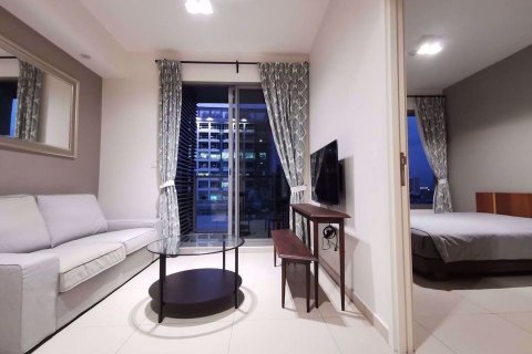 Condominio de 1 dormitorio en Watthana, Bangkok, Tailandia № 55115 - foto 2