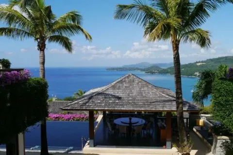 Chalet de 5 dormitorios en Kathu, Tailandia № 146286 - foto 13
