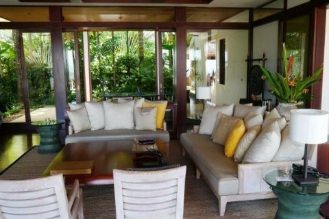 Chalet de 5 dormitorios en Kathu, Tailandia № 146286 - foto 9