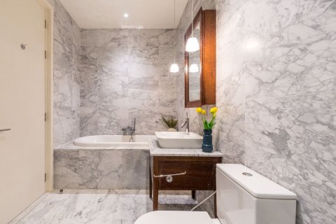Eigentumswohnung in Watthana, Bangkok, Thailand, 1 Schlafzimmer  № 70719 - Foto 14