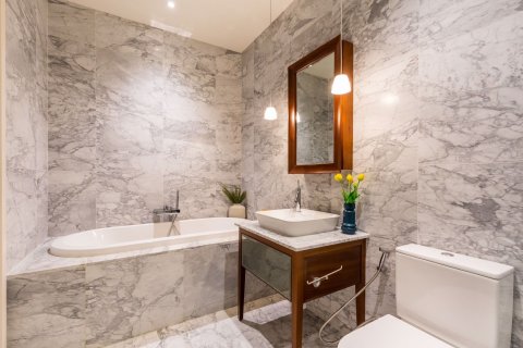 Eigentumswohnung in Watthana, Bangkok, Thailand, 1 Schlafzimmer  № 70719 - Foto 15