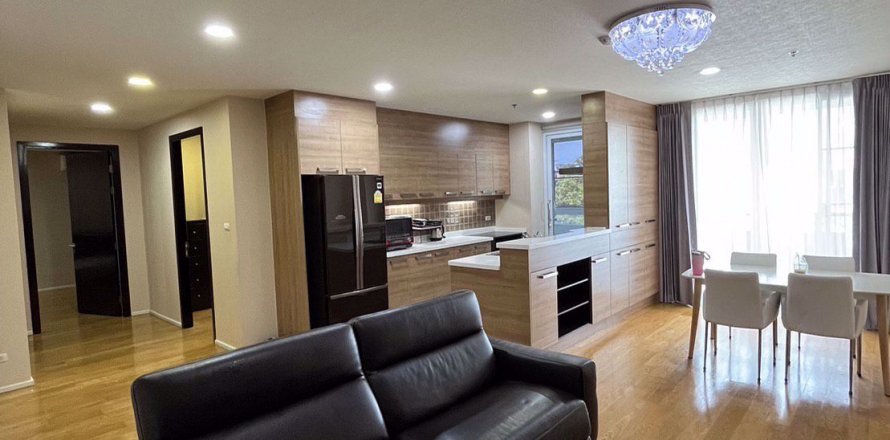 Condominio de 2 dormitorios en Watthana, Bangkok, Tailandia № 70722