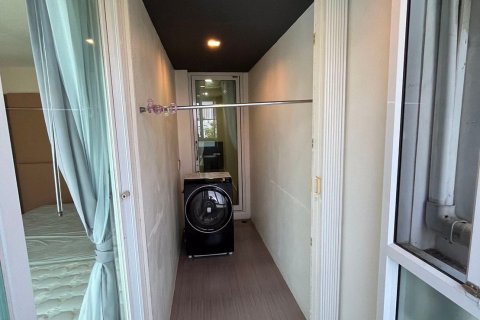 Condominio de 2 dormitorios en Watthana, Bangkok, Tailandia № 70722 - foto 7