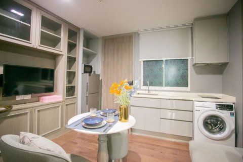 Condominio de 1 dormitorio en Din Daeng, Bangkok, Tailandia № 70723 - foto 2