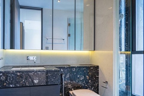 Condominio de 2 dormitorios en Watthana, Bangkok, Tailandia № 133875 - foto 16