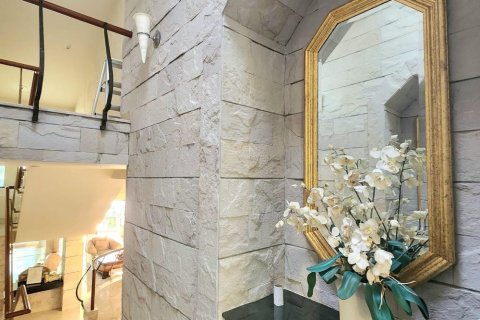 Chalet de 6 dormitorios en Wichit, Tailandia № 133880 - foto 10