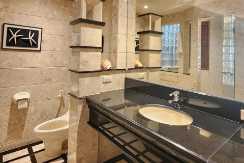 Chalet de 6 dormitorios en Wichit, Tailandia № 133880 - foto 17
