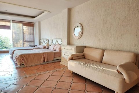Chalet de 6 dormitorios en Wichit, Tailandia № 133880 - foto 12