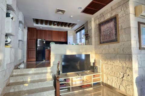 Chalet de 6 dormitorios en Wichit, Tailandia № 133880 - foto 11