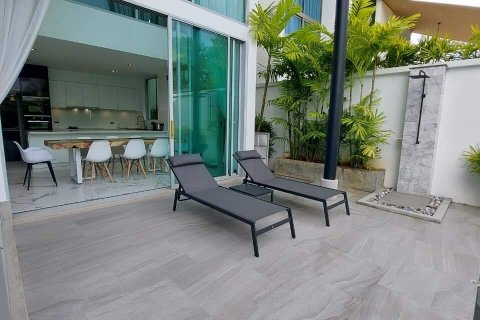 Chalet de 3 dormitorios en Phuket, Tailandia № 133878 - foto 19