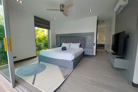 Chalet de 3 dormitorios en Phuket, Tailandia № 133878 - foto 7
